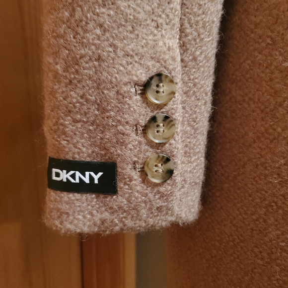Womens DKNY walker coat - Picture 5 of 10